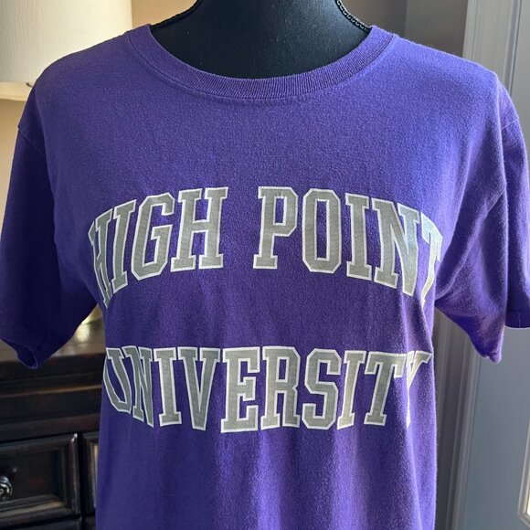 High Point University Tshirt Womens Small Purple - 0404 - Picture 2 of 2